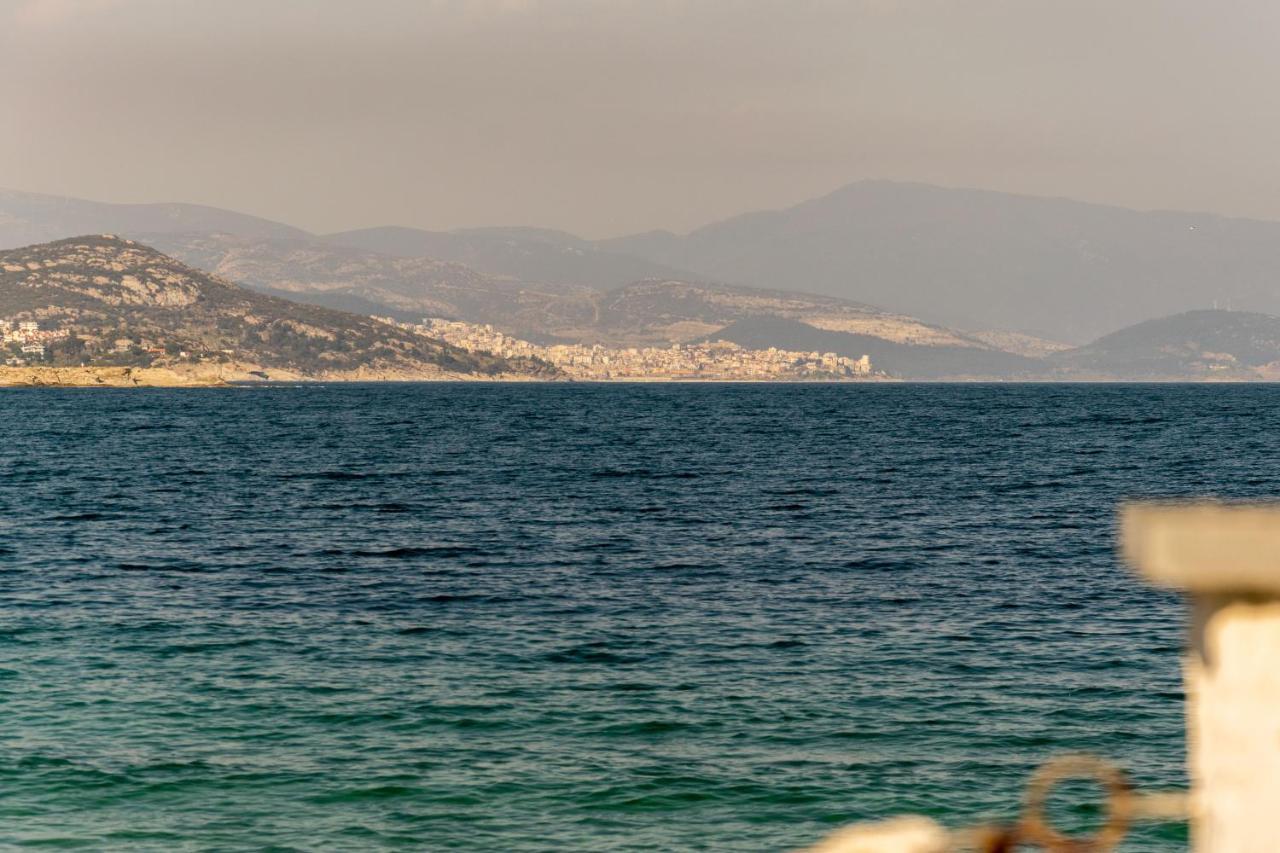 Villa Just On The Sea 2 Nea Iraklitsa Exterior foto